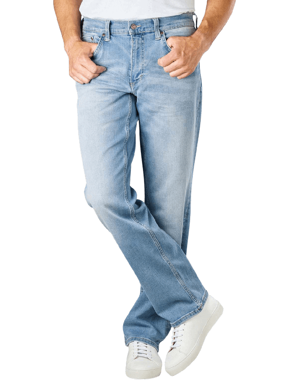 Mustang Big Sur Jeans Straight Fit in Light blue | JEANS.CH