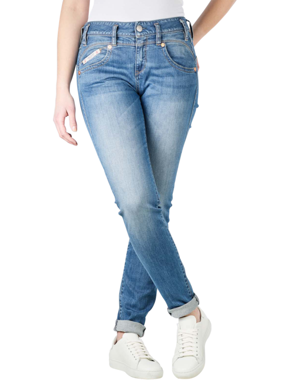 Herrlicher Pearl Jeans Slim Fit in Hellblau | JEANS.CH